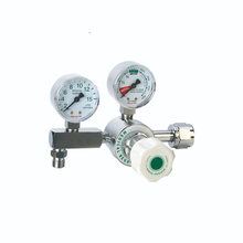 Medical Oxygen Regulators with Gauge-Type